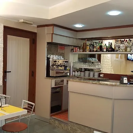 Le Querce 2* מילאנו