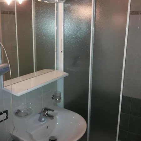 Le Querce 2* מילאנו