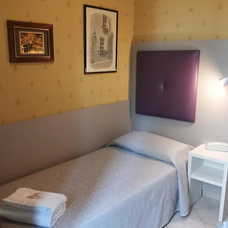 Le Querce 2* מילאנו