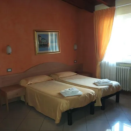 Le Querce Hotel Milán